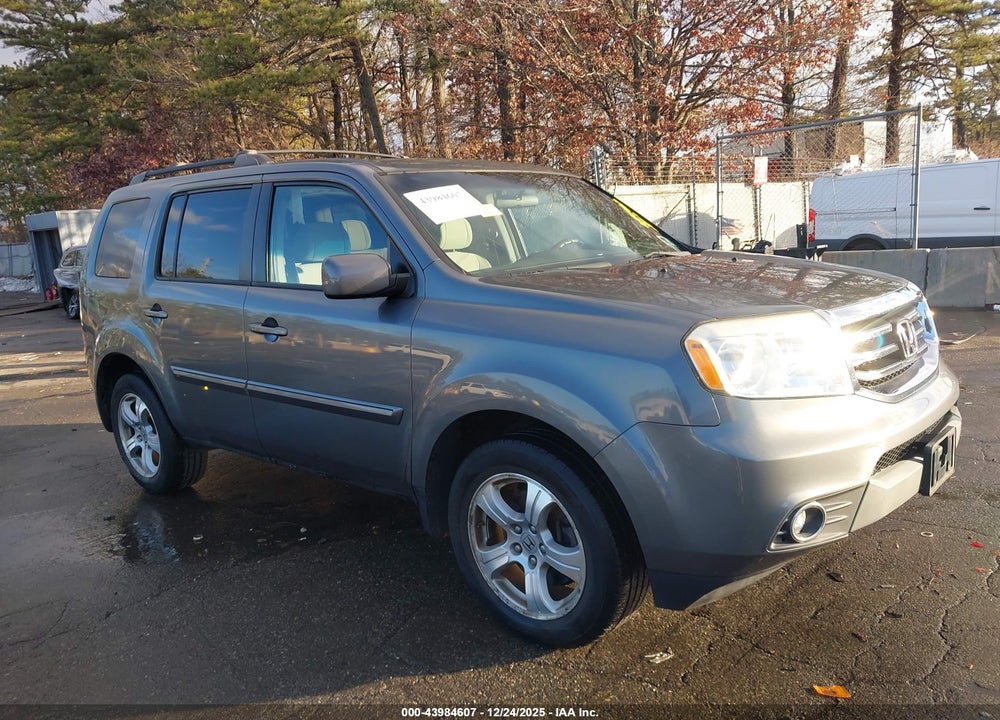 2012 HONDA PILOT EX VIN: 5FNYF4H49CB072742