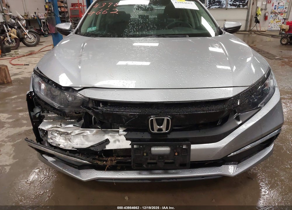 2020 HONDA CIVIC LX VIN: 2HGFC2F63LH585117