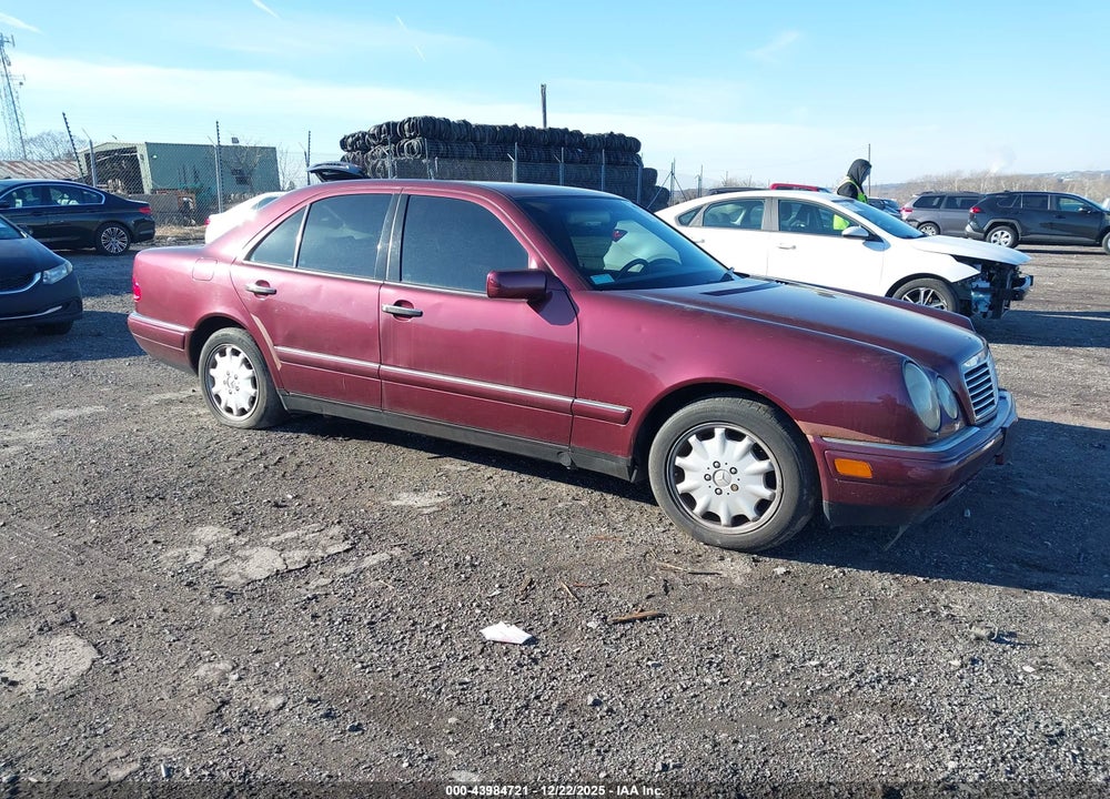 1997 MERCEDES-BENZ E 320 VIN: WDBJF55F3VA270823