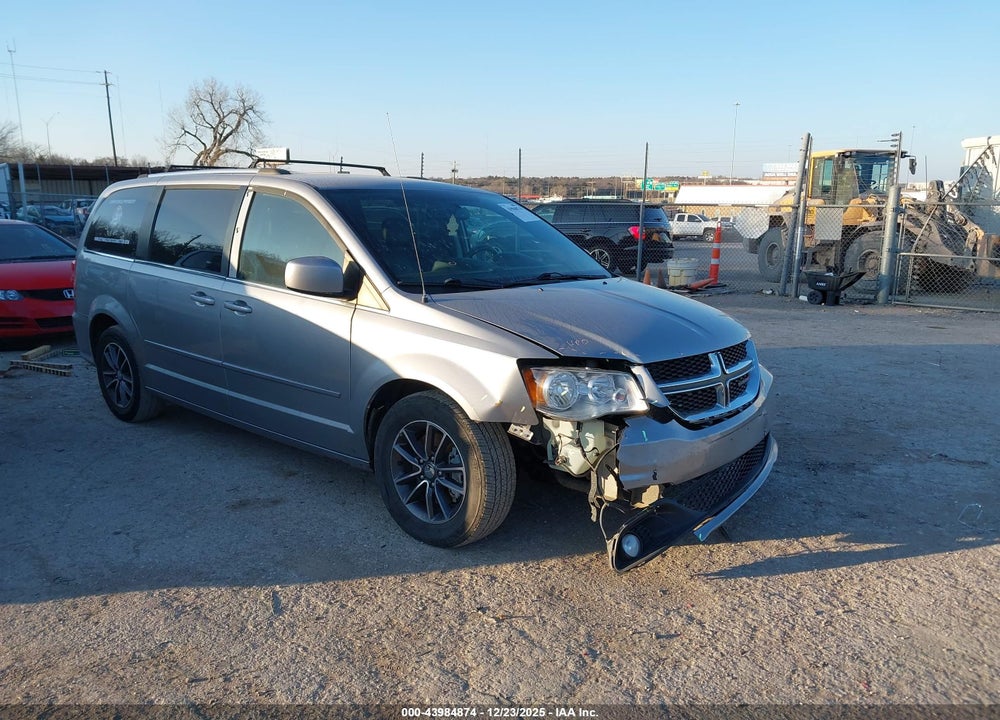 2017 DODGE GRAND CARAVAN SXT VIN: 2C4RDGCG2HR801964