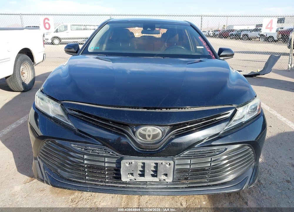 2019 TOYOTA CAMRY LE VIN: 4T1B11HK5KU243070