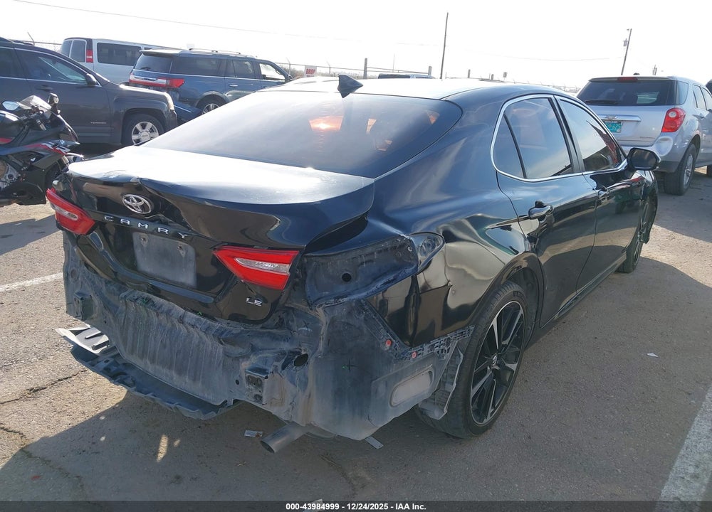 2019 TOYOTA CAMRY LE VIN: 4T1B11HK5KU243070