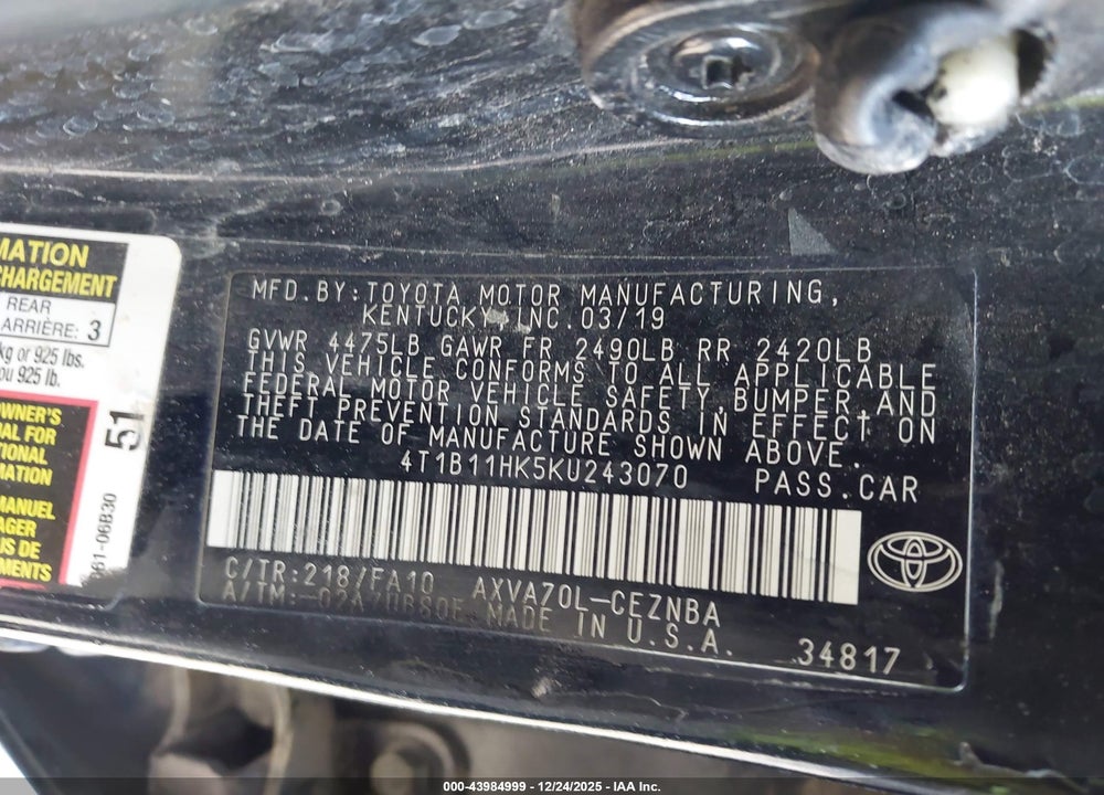 2019 TOYOTA CAMRY LE VIN: 4T1B11HK5KU243070