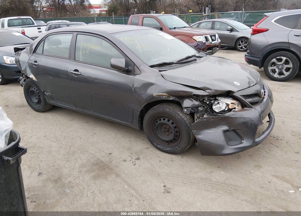 2011 TOYOTA COROLLA S/LE VIN: 2T1BU4EE2BC713290