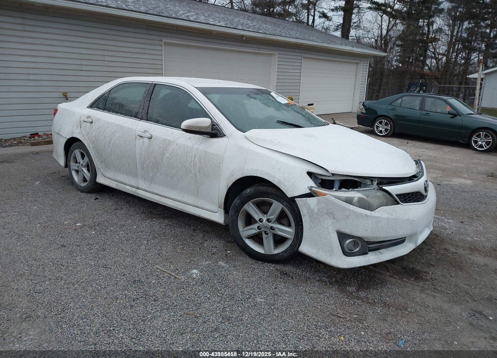 2014 TOYOTA CAMRY SE VIN: 4T1BF1FKXEU337731