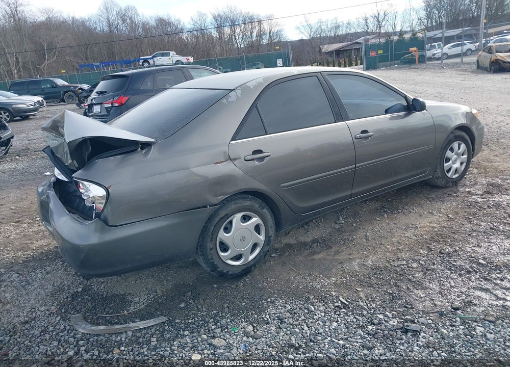 2002 TOYOTA CAMRY LE VIN: 4T1BE32K12U564645