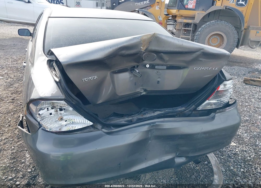 2002 TOYOTA CAMRY LE VIN: 4T1BE32K12U564645