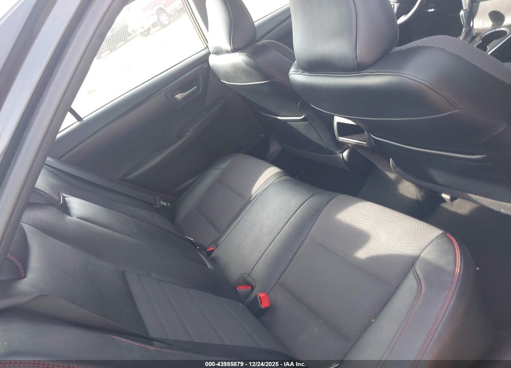 2016 TOYOTA CAMRY SE VIN: 4T1BF1FK5GU567549