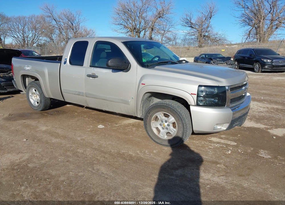 2008 CHEVROLET SILVERADO 1500 LT1 VIN: 1GCEK19028Z132421