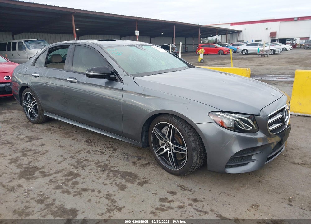 2019 MERCEDES-BENZ E 300 VIN: WDDZF4JB8KA575396