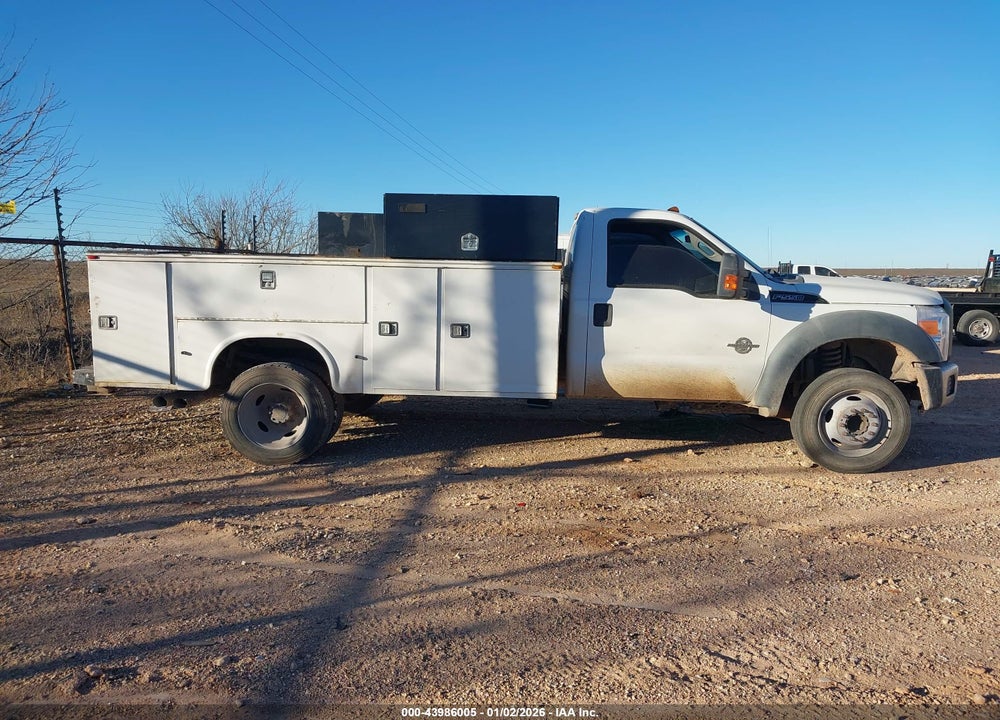 2011 FORD F-550 CHASSIS XL VIN: 1FDUF5GT1BEA80827