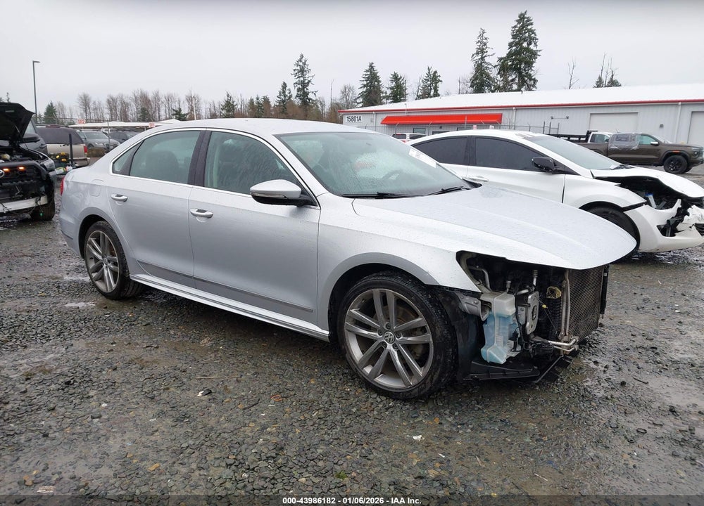 2016 VOLKSWAGEN PASSAT 1.8T R-LINE VIN: 1VWAT7A32GC053222
