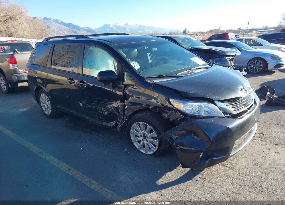 2014 TOYOTA SIENNA LE 7 PASSENGER VIN: 5TDJK3DC3ES088342