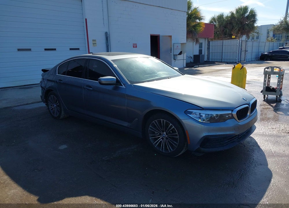 2019 BMW 530I XDRIVE VIN: WBAJA7C53KWW44316