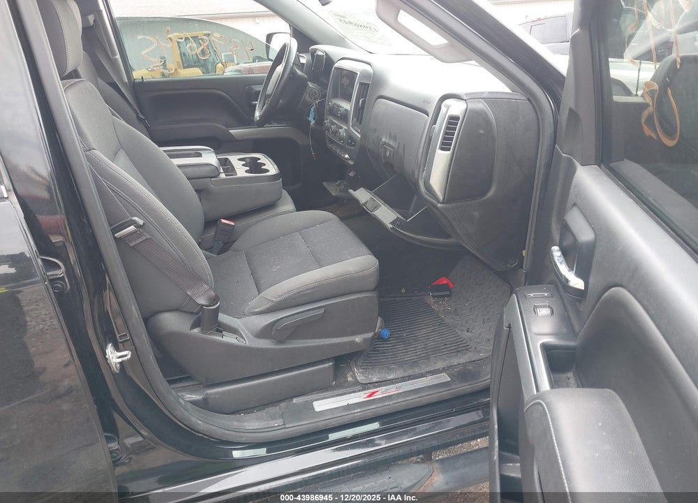 2014 CHEVROLET SILVERADO K1500 LT VIN: 1GCVKREC0EZ101999