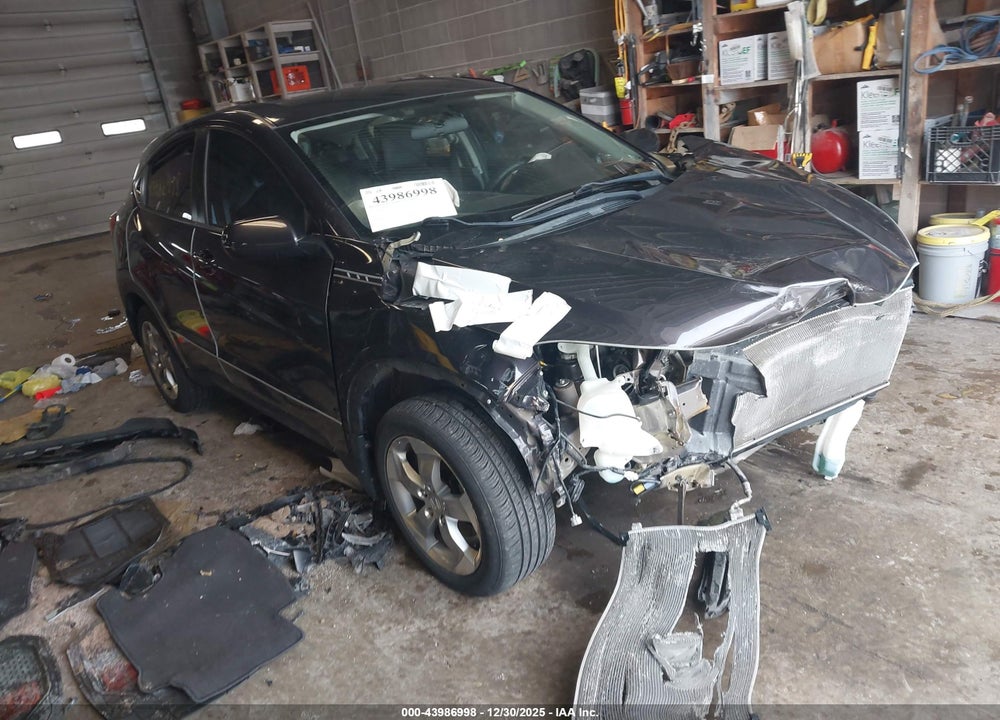 2017 HONDA HR-V LX VIN: 3CZRU6H33HM715628