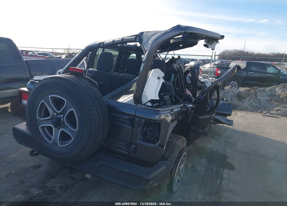 2021 JEEP WRANGLER UNLIMITED SPORT S 4X4 VIN: 1C4HJXDM3MW823742