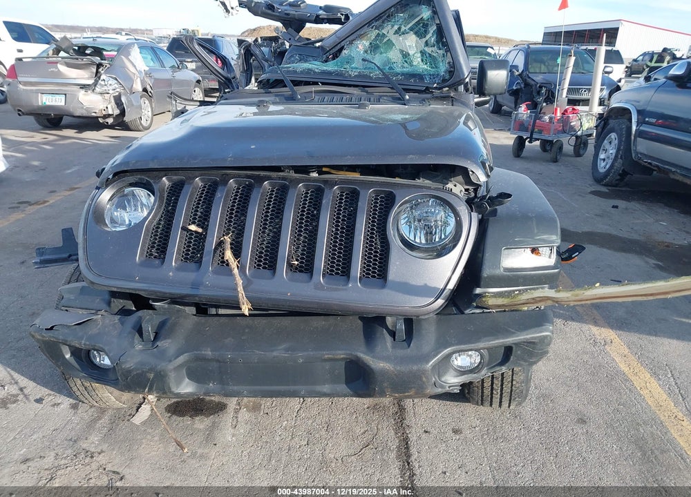 2021 JEEP WRANGLER UNLIMITED SPORT S 4X4 VIN: 1C4HJXDM3MW823742