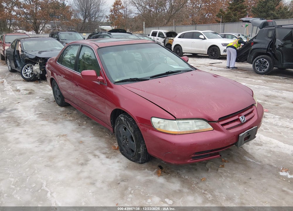 2001 HONDA ACCORD 3.0 EX VIN: 1HGCG16571A085062