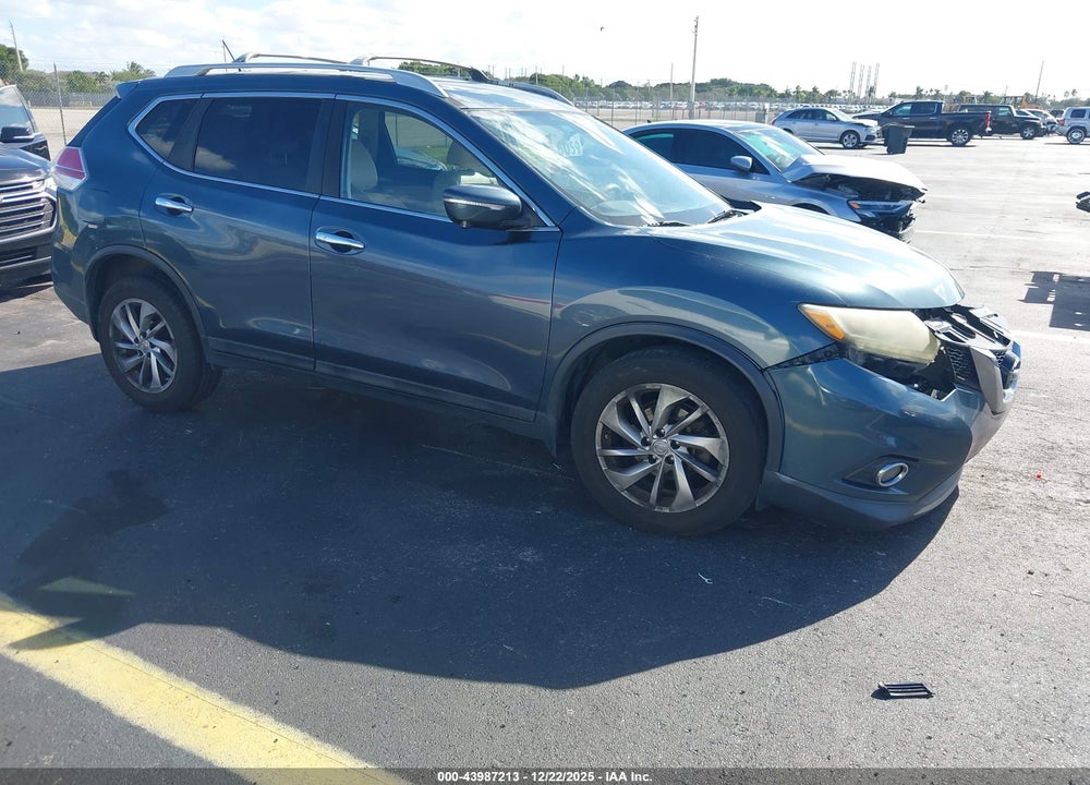 2014 NISSAN ROGUE SL VIN: 5N1AT2MT3EC812048
