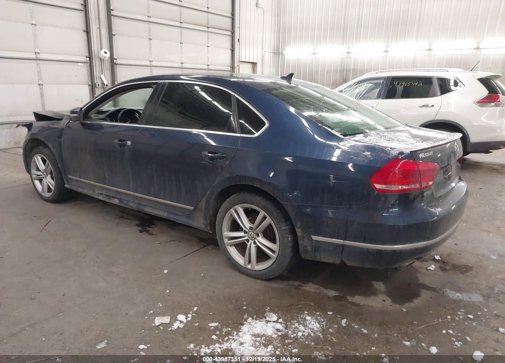 2013 VOLKSWAGEN PASSAT 2.0L TDI SE VIN: 1VWBN7A39DC054099