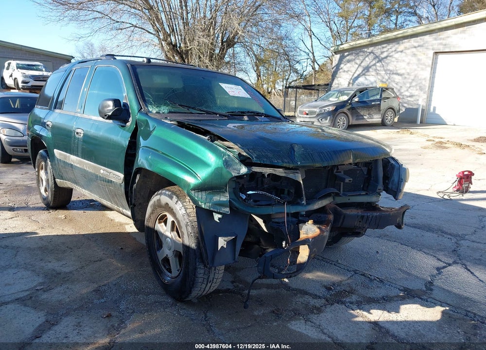 2004 CHEVROLET TRAILBLAZER LS VIN: 1GNDS13S442424071