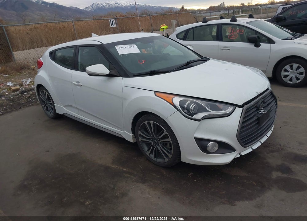 2016 HYUNDAI VELOSTER TURBO VIN: KMHTC6AE1GU284058