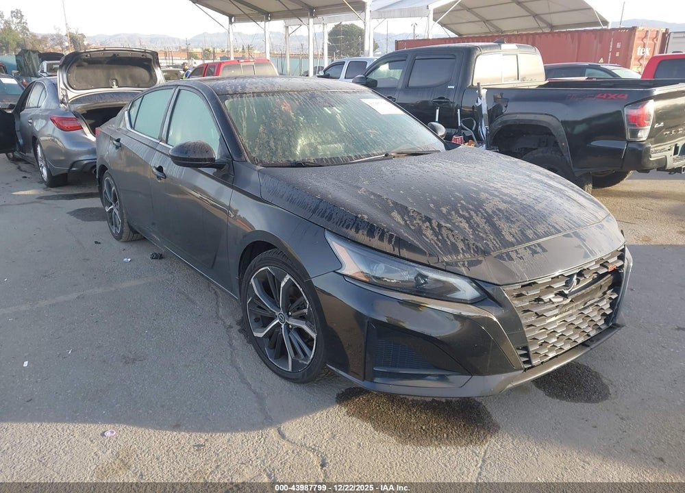 2023 NISSAN ALTIMA SR FWD VIN: 1N4BL4CV1PN380726