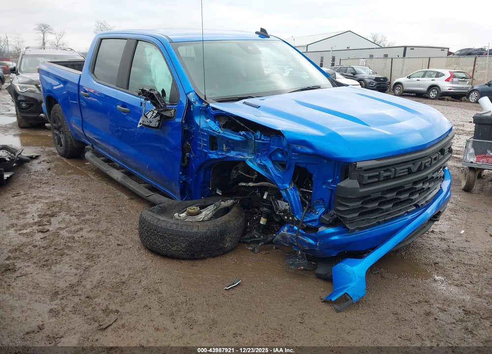 2026 CHEVROLET SILVERADO 1500 4WD  STANDARD BED CUSTOM VIN: 1GCPKBEK6TZ127222
