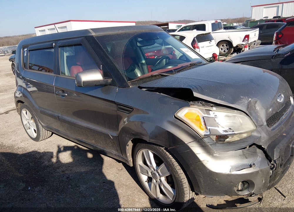 2011 KIA SOUL SPORT VIN: KNDJT2A21B7236206