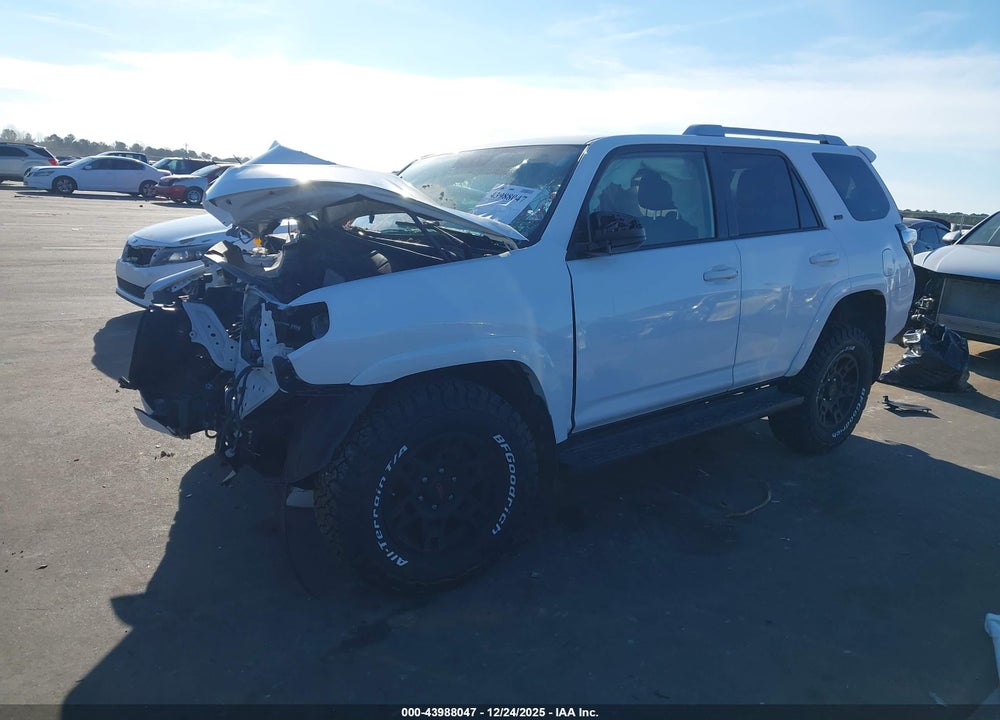 2018 TOYOTA 4RUNNER SR5 VIN: JTEZU5JR3J5177650