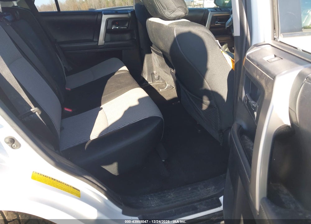 2018 TOYOTA 4RUNNER SR5 VIN: JTEZU5JR3J5177650
