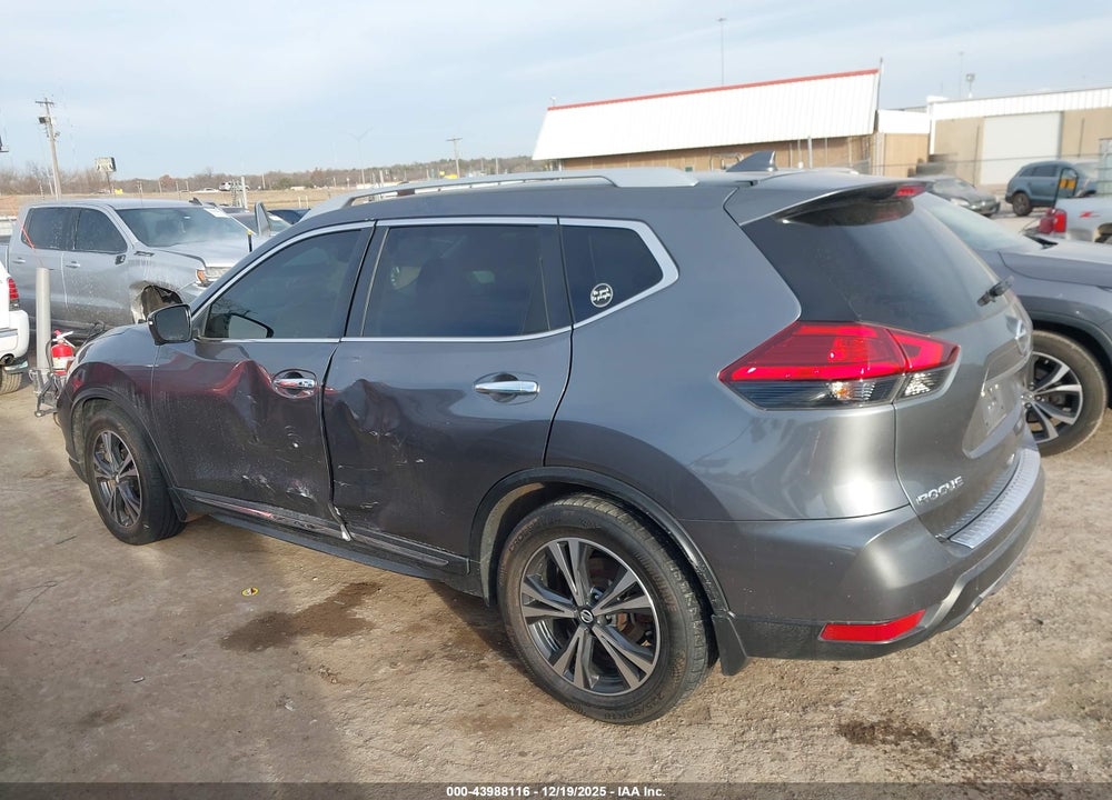 2017 NISSAN ROGUE SL VIN: 5N1AT2MTXHC864166