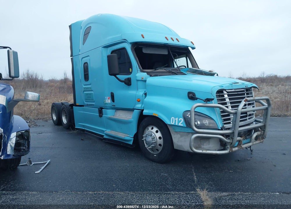 2016 FREIGHTLINER CASCADIA 125 VIN: 3AKJGLD59GSGX9718