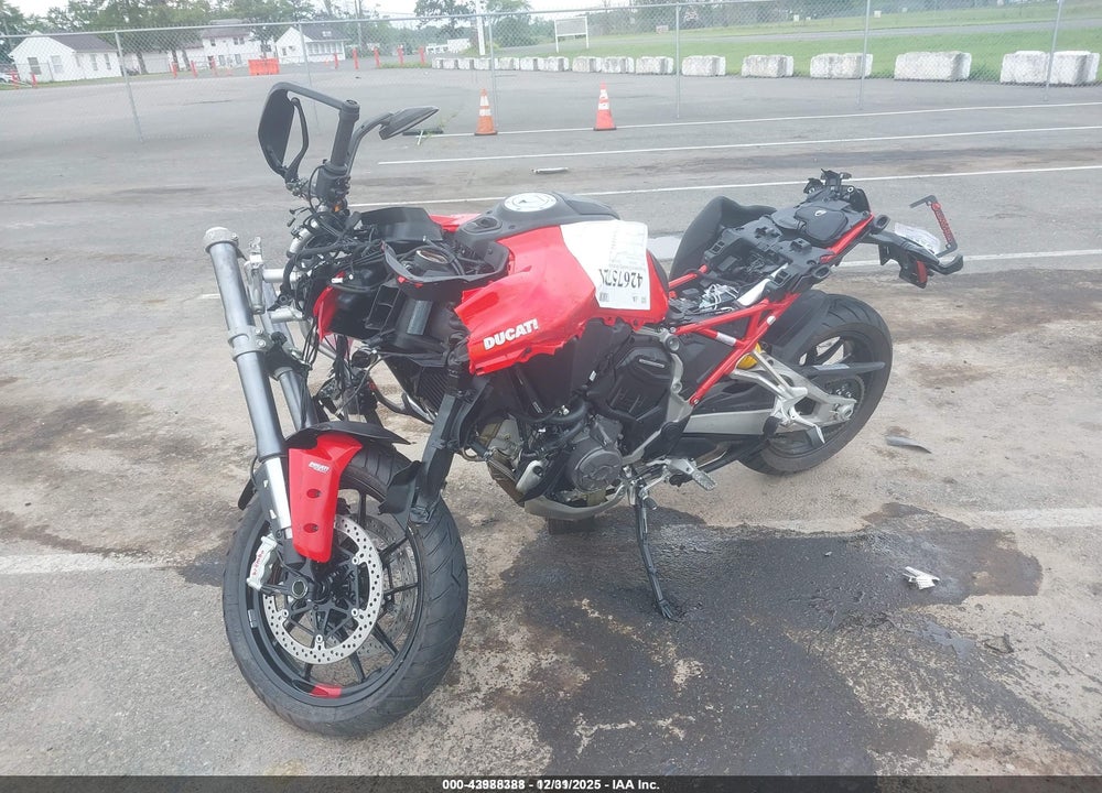 2024 DUCATI MULTISTRADA V4/V4S/V4 S SPORT/V4 PIKES PEAK VIN: ZDMAALVW7RB016038