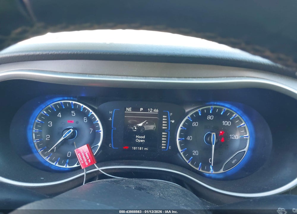 2018 CHRYSLER PACIFICA TOURING L VIN: 2C4RC1BGXJR130650