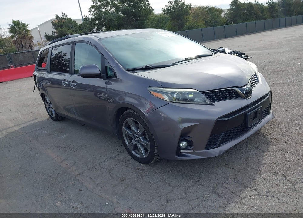 2019 TOYOTA SIENNA SE 8 PASSENGER VIN: 5TDXZ3DC7KS002113