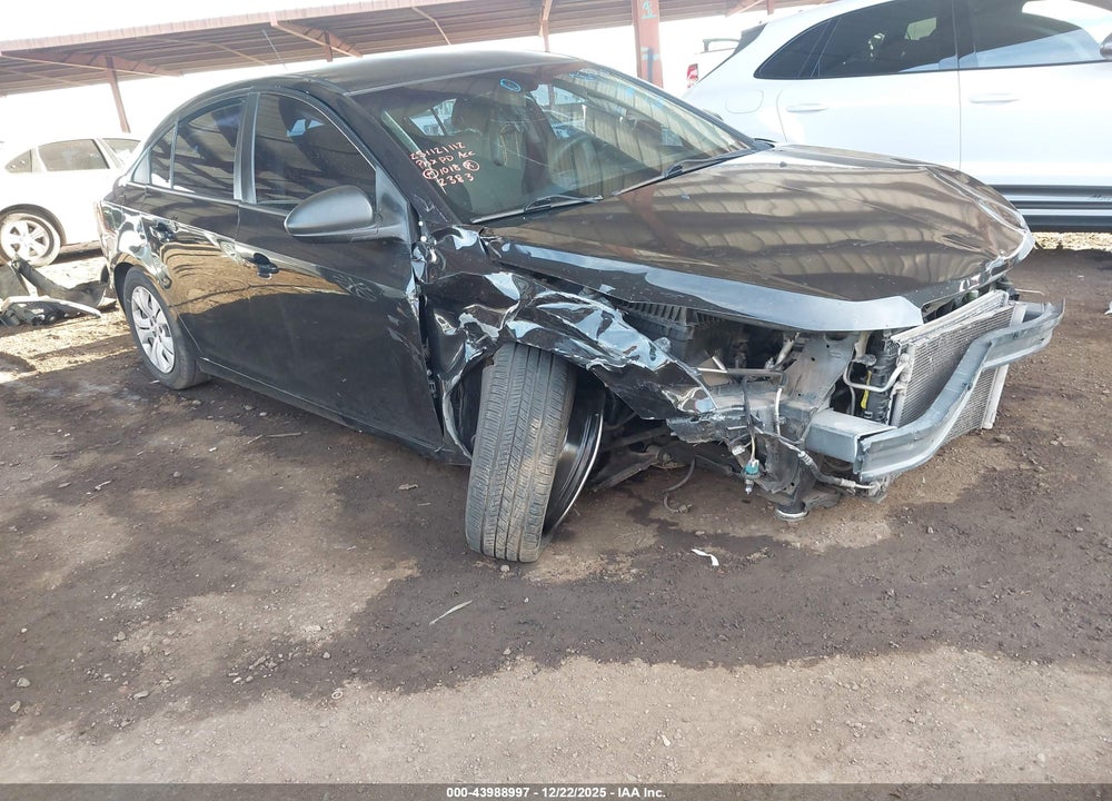 2016 CHEVROLET CRUZE LIMITED LS AUTO VIN: 1G1PC5SG2G7192383