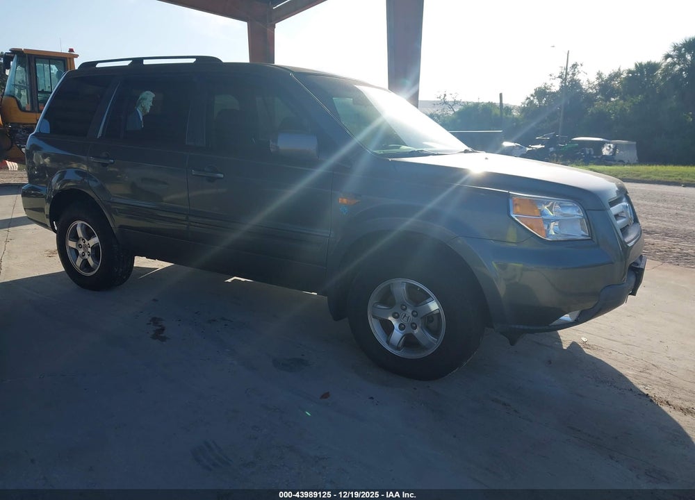 2008 HONDA PILOT EX VIN: 5FNYF28478B018383