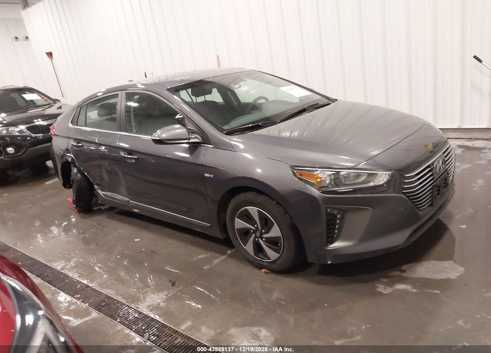2017 HYUNDAI IONIQ HYBRID SEL VIN: KMHC75LC9HU056417