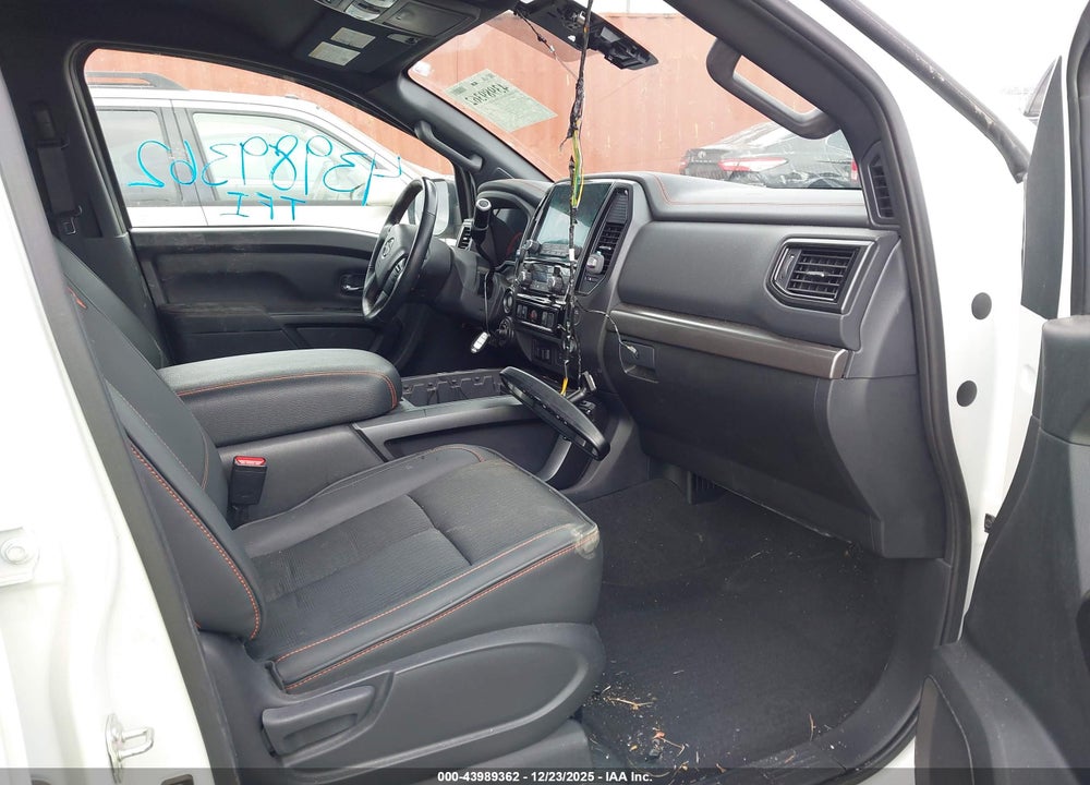 2022 NISSAN TITAN PRO-4X 4X4 VIN: 1N6AA1ED1NN104765
