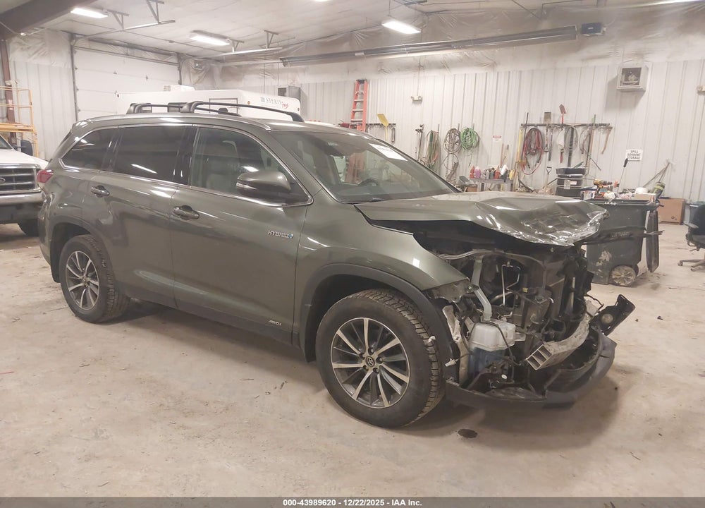 2019 TOYOTA HIGHLANDER HYBRID XLE VIN: 5TDJGRFHXKS075340