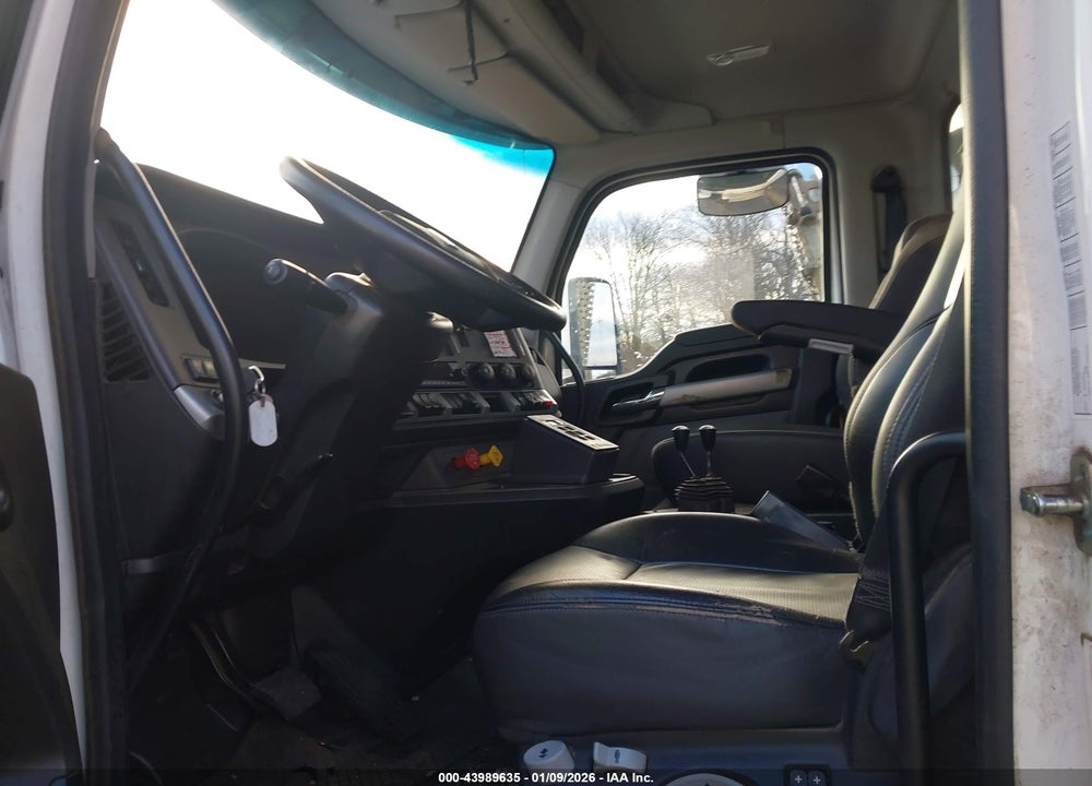 2023 KENWORTH T880 VIN: 1NKZL40X6PJ252566