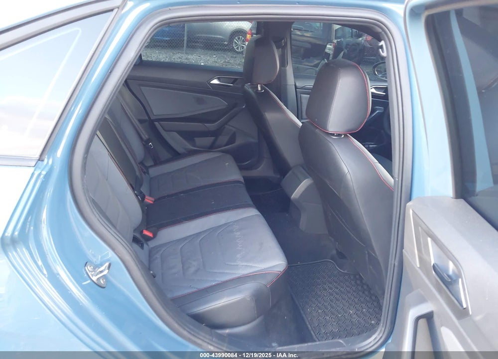 2025 VOLKSWAGEN JETTA GLI 2.0T AUTOBAHN VIN: 3VW2T7BU6SM025555
