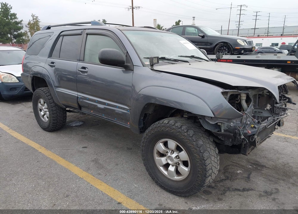 2004 TOYOTA 4RUNNER SR5 V8 VIN: JTEBT14R640036615