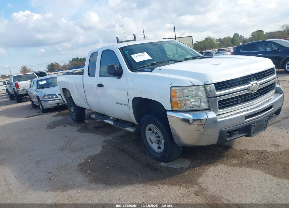 2007 CHEVROLET SILVERADO 2500HD WORK TRUCK VIN: 1GCHK29KX7E563020
