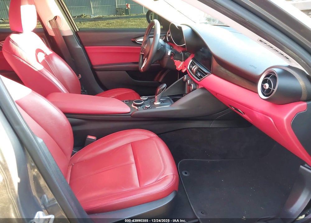 2017 ALFA ROMEO GIULIA AWD VIN: ZARFAEDN8H7531854