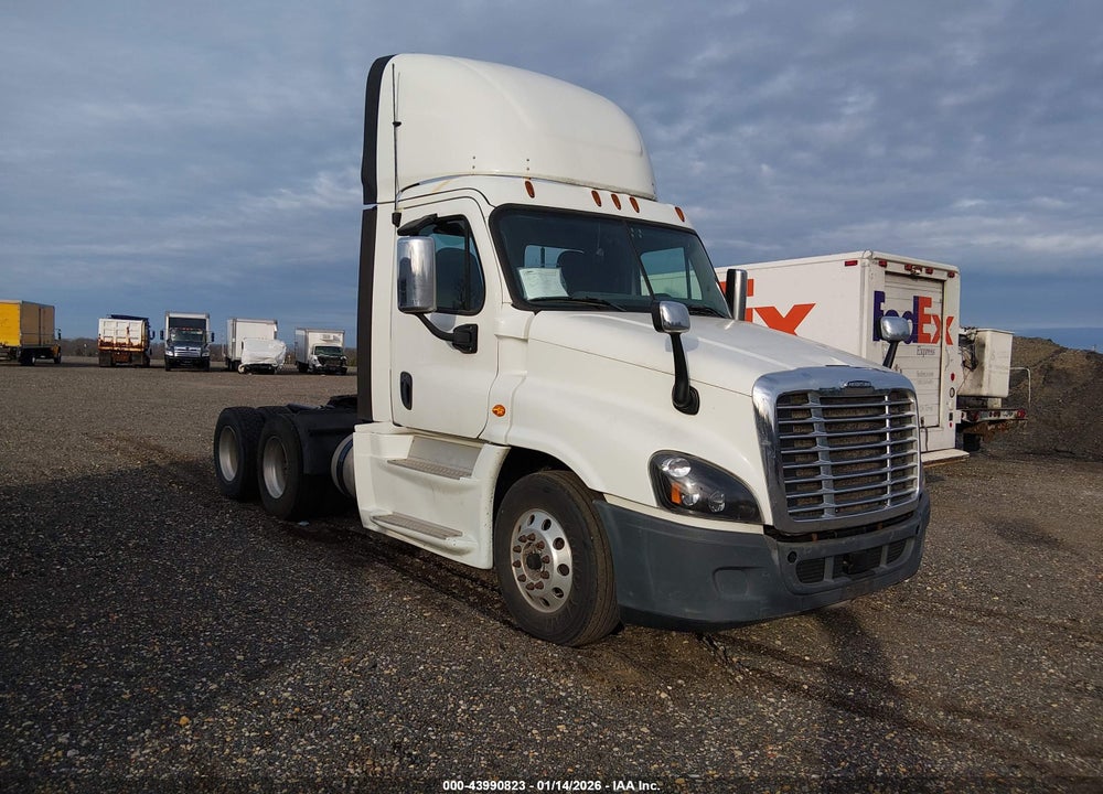 2018 FREIGHTLINER CASCADIA 125 VIN: 3AKJGEDR1JSJW0472