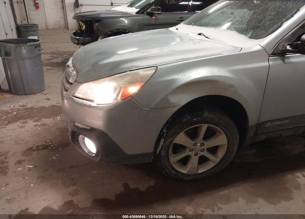 2013 SUBARU OUTBACK 2.5I PREMIUM VIN: 4S4BRBCC0D3278462