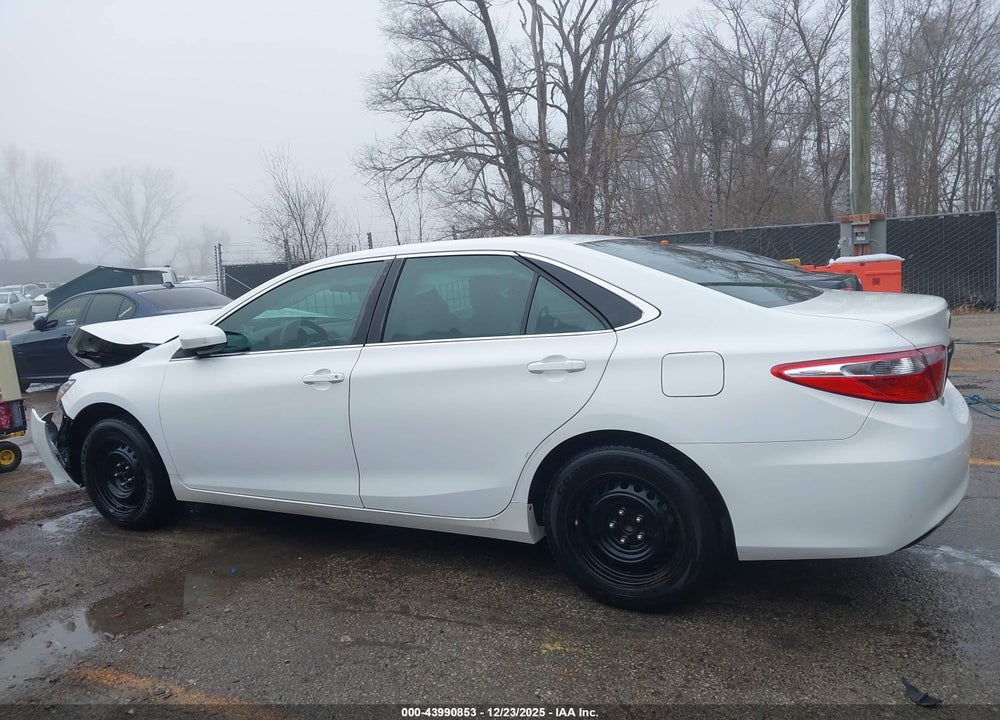 2016 TOYOTA CAMRY LE VIN: 4T1BF1FK5GU177292
